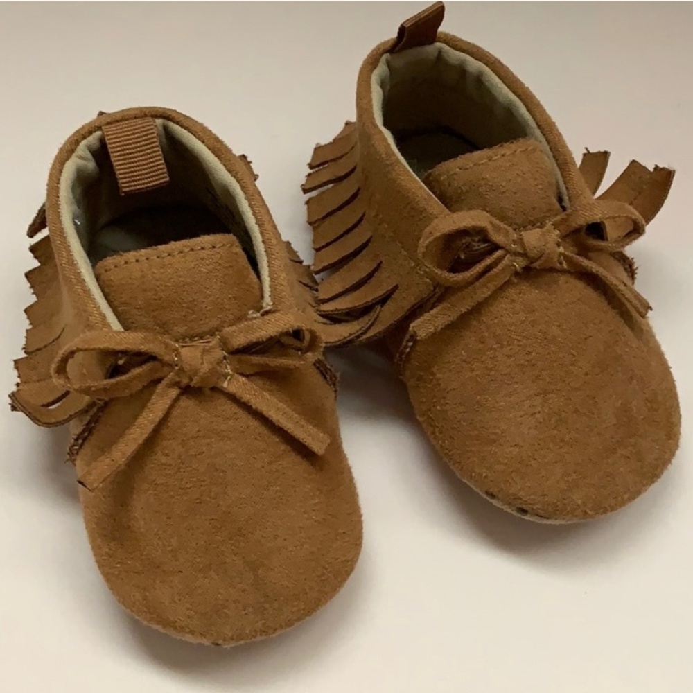 Old Navy Brown Moccasins with Fringe and Bow